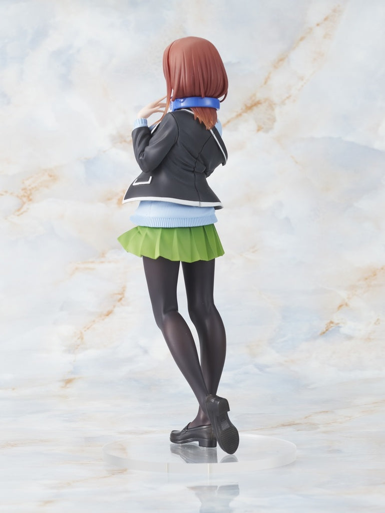 The Quintessential Quintuplets Kyunties Miku Nakano Figure